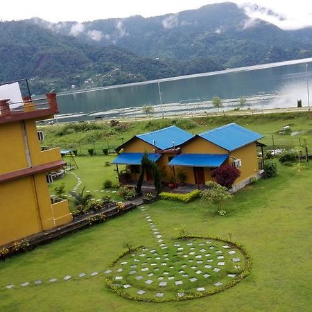Hotel Lakefront Pokhara Exterior photo