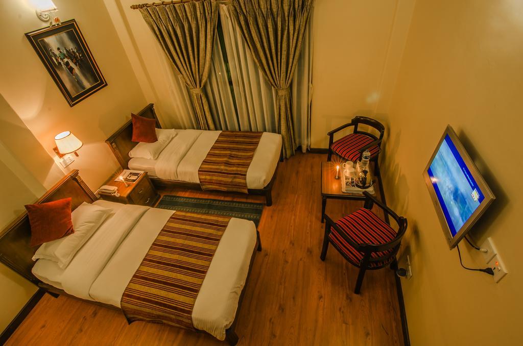 Hotel Lakefront Pokhara Room photo